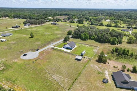 House in Live Oak, Florida 3 bedrooms, 189.06 sq.m. № 1719289 - photo 6
