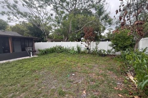 Villa ou maison à vendre à Sanford, Floride: 3 chambres, 168.15 m2 № 2213219 - photo 12