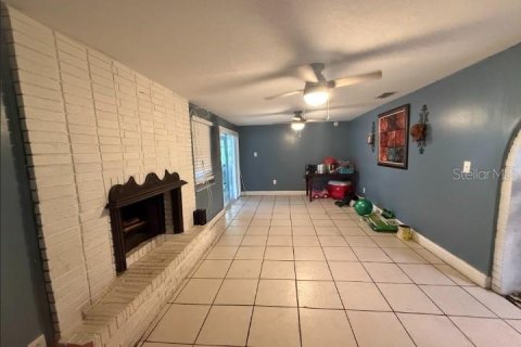 Villa ou maison à vendre à Sanford, Floride: 3 chambres, 168.15 m2 № 2213219 - photo 4
