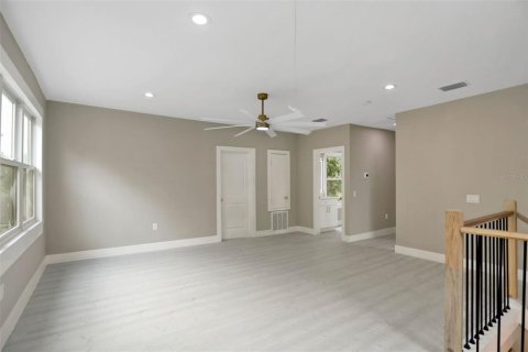 House in Lakeland, Florida 5 bedrooms, 259.1 sq.m. № 1913335 - photo 29