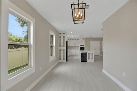 House in Lakeland, Florida 5 bedrooms, 259.1 sq.m. № 1913335 - photo 13