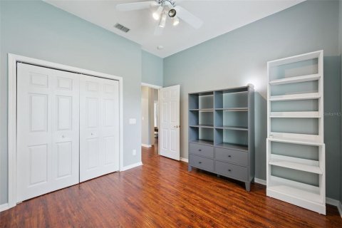 House in Orlando, Florida 4 bedrooms, 224.45 sq.m. № 2150445 - photo 22
