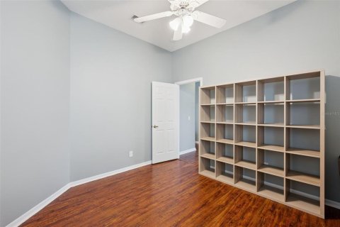 House in Orlando, Florida 4 bedrooms, 224.45 sq.m. № 2150445 - photo 19