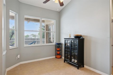 House in Orlando, Florida 4 bedrooms, 224.45 sq.m. № 2150445 - photo 28