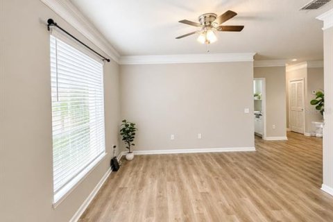 Condo in Orlando, Florida, 2 bedrooms № 2258544 - photo 11