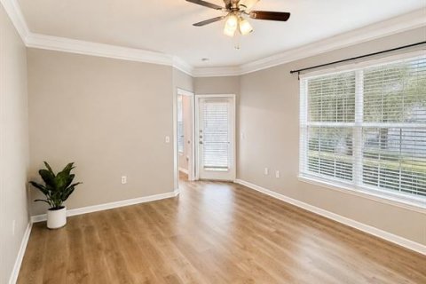 Condo in Orlando, Florida, 2 bedrooms № 2258544 - photo 9