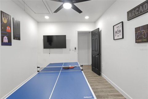 Casa en alquiler en Kissimmee, Florida, 6 dormitorios, 354.61 m2 № 2218906 - foto 27