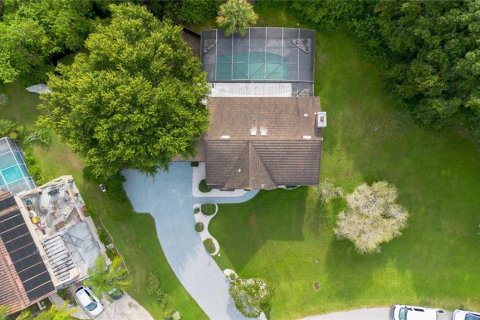 Casa en alquiler en Kissimmee, Florida, 6 dormitorios, 354.61 m2 № 2218906 - foto 6
