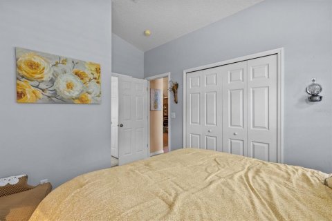 House in Tarpon Springs, Florida 4 bedrooms, 181.62 sq.m. № 1740729 - photo 21