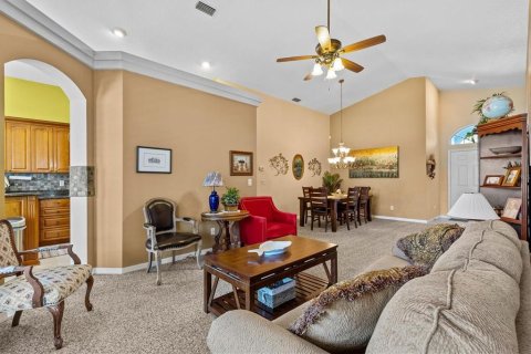 House in Tarpon Springs, Florida 4 bedrooms, 181.62 sq.m. № 1740729 - photo 11