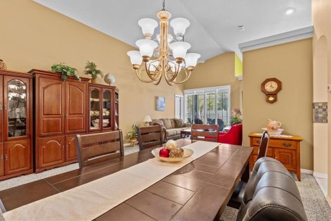 House in Tarpon Springs, Florida 4 bedrooms, 181.62 sq.m. № 1740729 - photo 7