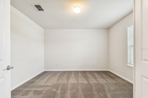 House in Wesley Chapel, Florida 5 bedrooms, 268.86 sq.m. № 2259475 - photo 12