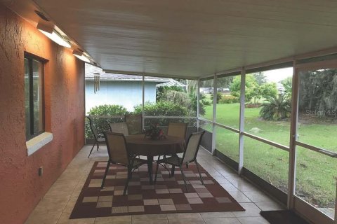 Casa en venta en Titusville, Florida, 4 dormitorios, 157.1 m2 № 2266854 - foto 9