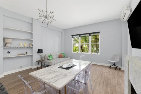 Copropriété à louer à Miami Beach, Floride: 49.8 m2 № 2068069 - photo 8