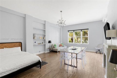 Copropriété à louer à Miami Beach, Floride: 49.8 m2 № 2068069 - photo 7