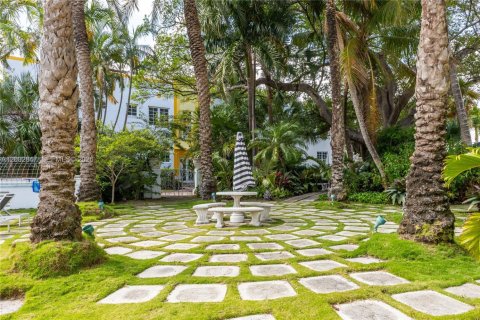 Copropriété à louer à Miami Beach, Floride: 49.8 m2 № 2068069 - photo 21