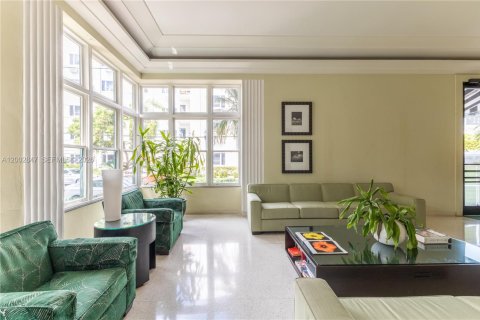 Copropriété à louer à Miami Beach, Floride: 49.8 m2 № 2068069 - photo 23