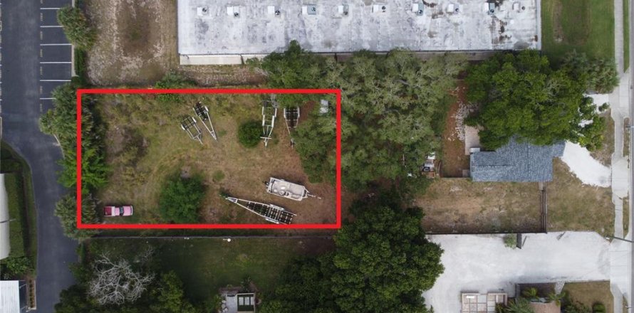 Terreno en Largo, Florida № 1193216