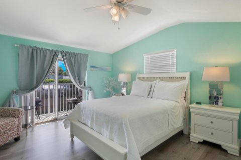 House in West Palm Beach, Florida 3 bedrooms, 157.93 sq.m. № 2169483 - photo 19