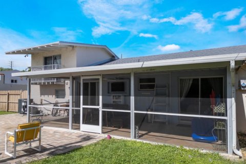 House in West Palm Beach, Florida 3 bedrooms, 157.93 sq.m. № 2169483 - photo 26