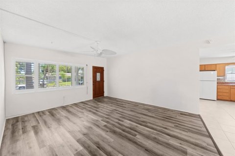 Casa en venta en Largo, Florida, 3 dormitorios, 137.03 m2 № 2152097 - foto 10