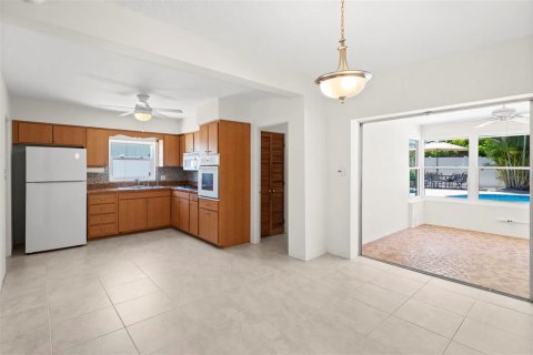 Casa en venta en Largo, Florida, 3 dormitorios, 137.03 m2 № 2152097 - foto 13