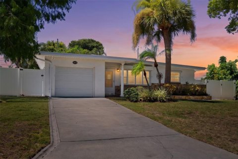 Casa en Largo, Florida 3 dormitorios, 137.03 m2 № 2152097