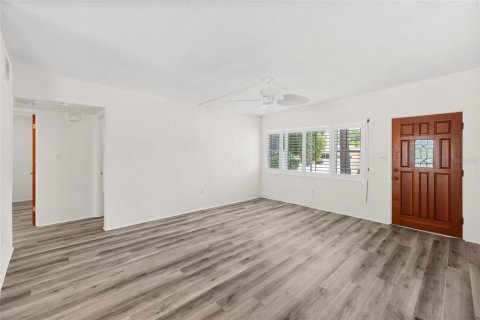 Casa en venta en Largo, Florida, 3 dormitorios, 137.03 m2 № 2152097 - foto 11
