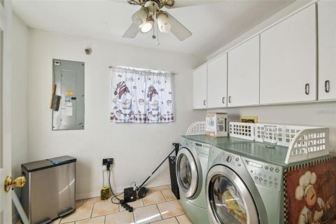 House in Oldsmar, Florida 3 bedrooms, 154.22 sq.m. № 2157208 - photo 29