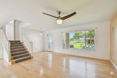 House in Oldsmar, Florida 3 bedrooms, 154.22 sq.m. № 2157208 - photo 21