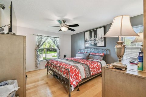 House in Oldsmar, Florida 3 bedrooms, 154.22 sq.m. № 2157208 - photo 9