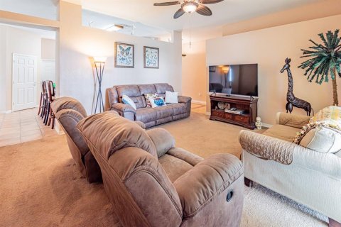 Casa en venta en Davenport, Florida, 4 dormitorios, 170.85 m2 № 1643043 - foto 15