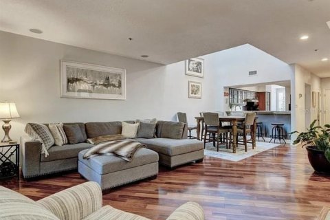 Adosado en venta en Longboat Key, Florida, 2 dormitorios, 242.1 m2 № 1916625 - foto 3