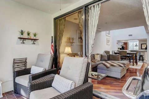 Adosado en venta en Longboat Key, Florida, 2 dormitorios, 242.1 m2 № 1916625 - foto 23