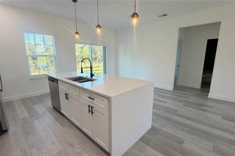 Villa ou maison à louer à Ocala, Floride: 4 chambres, 166.48 m2 № 2413796 - photo 9