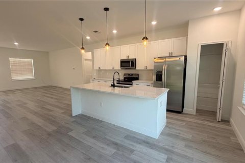 Villa ou maison à louer à Ocala, Floride: 4 chambres, 166.48 m2 № 2413796 - photo 7