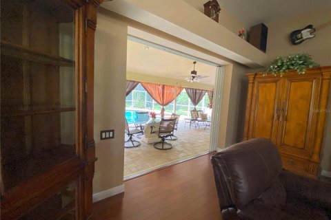 House in Tampa, Florida 4 bedrooms, 290.04 sq.m. № 1829324 - photo 7