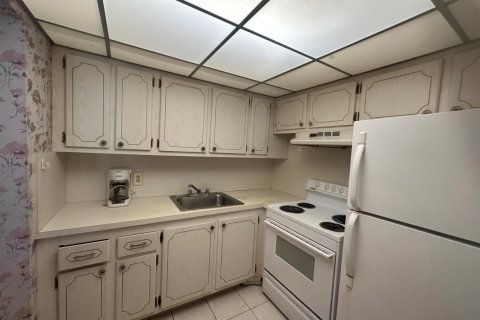 Купить кондоминиум в Уэст-Палм-Бич, Флорида 3 комнаты, 63.55м2, № 2147203 - фото 3