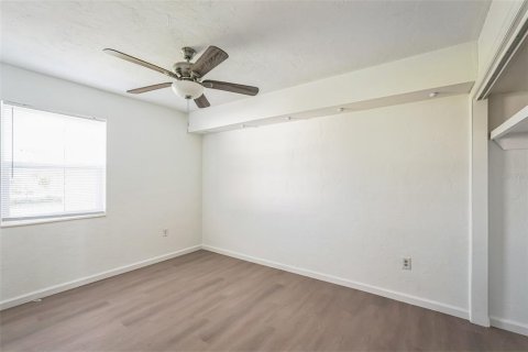 Villa ou maison à vendre à North Port, Floride: 2 chambres, 119.57 m2 № 1908746 - photo 23