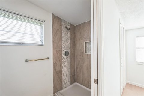 Villa ou maison à vendre à North Port, Floride: 2 chambres, 119.57 m2 № 1908746 - photo 15