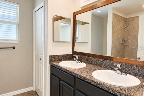 Villa ou maison à louer à Tampa, Floride: 3 chambres, 145.67 m2 № 2431934 - photo 8