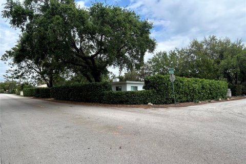 Casa en venta en Miami, Florida, 3 dormitorios, 169.64 m2 № 1940987 - foto 2