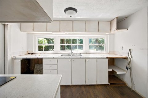 Appartement à louer à Anthony, Floride: 2 chambres, 78.5 m2 № 2388659 - photo 12