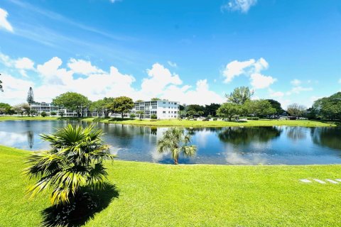 Estudio en el Condominio en Deerfield Beach, Florida № 2192467