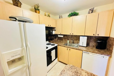 Studio in the Condo in Deerfield Beach, Florida № 2192467 - photo 10