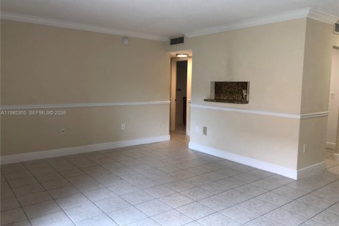 Condominio en alquiler en Miami, Florida, 1 dormitorio, 70.61 m2 № 2046983 - foto 8