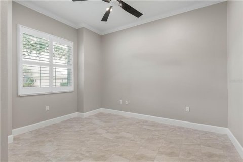 House in Palm Coast, Florida 4 bedrooms, 207.08 sq.m. № 2208043 - photo 19
