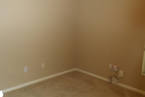 Villa ou maison à louer à Wesley Chapel, Floride: 4 chambres, 181.72 m2 № 2148869 - photo 16
