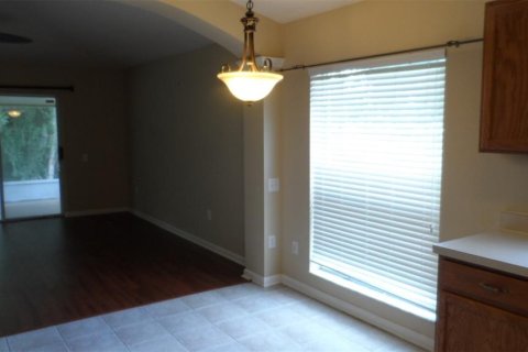 Villa ou maison à louer à Wesley Chapel, Floride: 4 chambres, 181.72 m2 № 2148869 - photo 7
