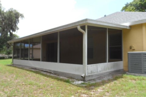 Villa ou maison à louer à Wesley Chapel, Floride: 4 chambres, 181.72 m2 № 2148869 - photo 27